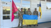 Három korábbi hadifogoly, aki visszatért Ukrajnába, a magyar–ukrán határon 2023. június 20-án