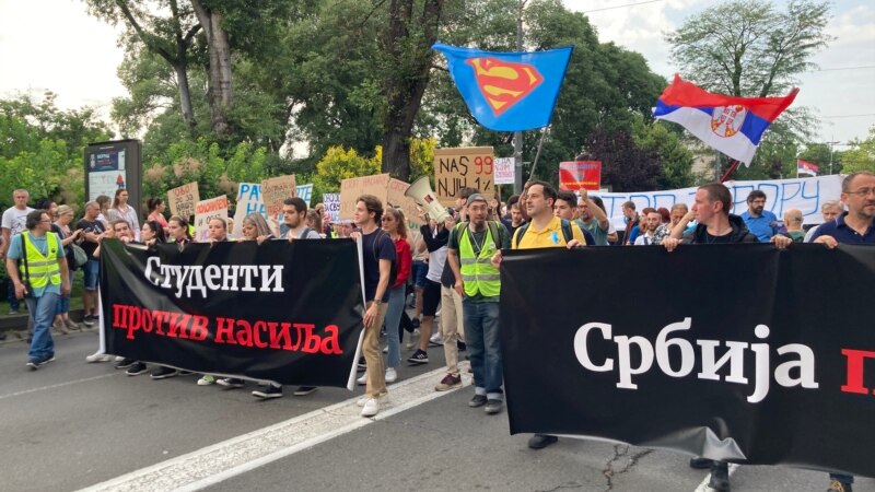 'Ne odustajemo': Protesti 'Srbija protiv nasilja' u više gradova
