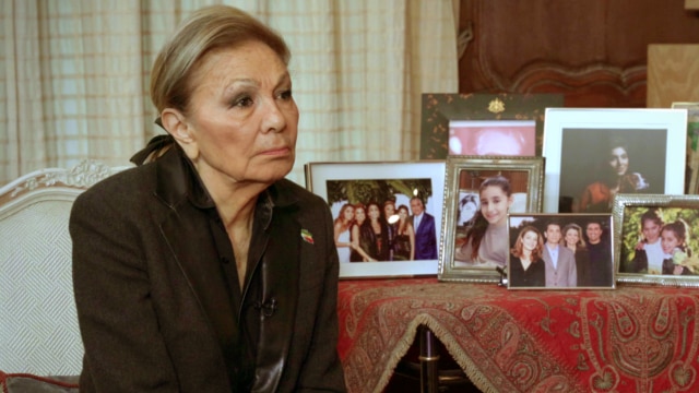 فرح پهلوی: کامبیز آتابای برای من نه رئیس‌ دفتر، که یک دوست گرانقدر بود