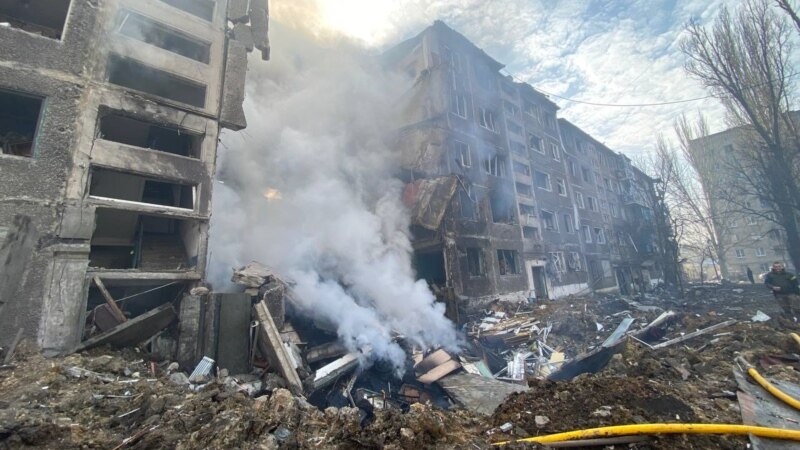 Війська РФ вдарили ракетами по Селидовому, пошкоджені будинки та заклад освіти – влада