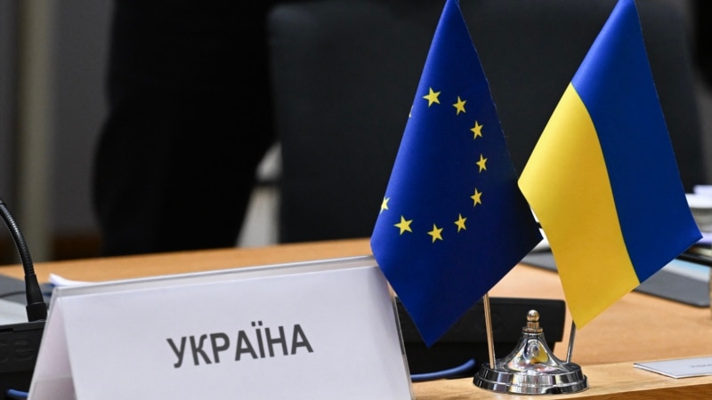 ЕС не будет эвакуировать миссию из Киева, несмотря на 