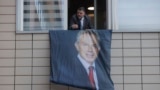 Tony Blair nderohet në Kosovë në 25-vjetorin e çlirimit