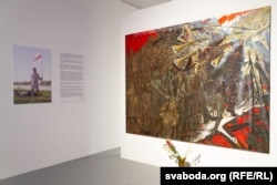 «Карціна Свабоды» Алеся Пушкіна выстаўленая ў варшаўскім Цэнтры сучаснага мастацтва.