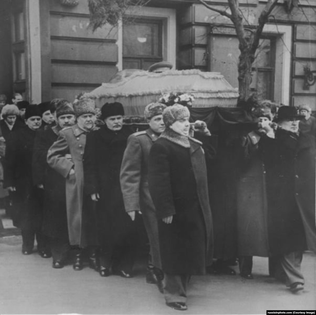 Смерть Сталина: траурная церемония 70 лет тому назад (ретро-фотогалерея)