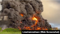 Пожар на нефтебазе в Казачьей бухте Севастополя, 29 апреля 2023 года