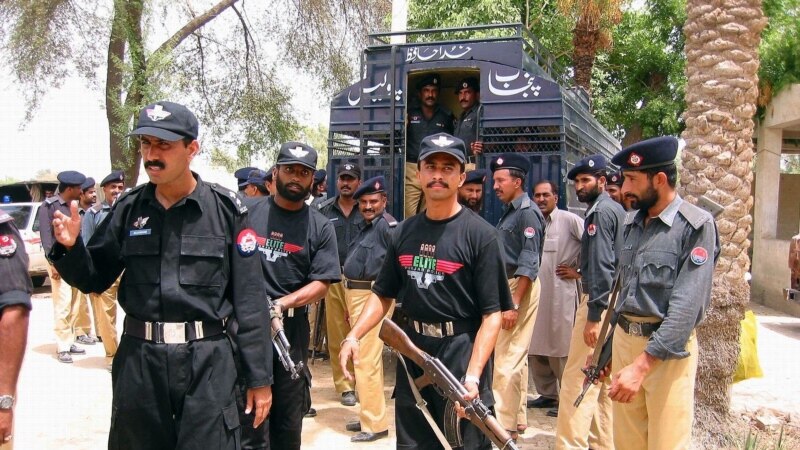 ډېره غازي خان: پر پوستې د وسلوالو حمله کې ۷ پولیس ژوبل شوي دي