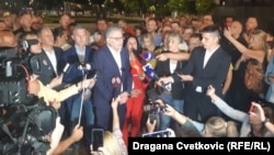 Opozicioni lider Dragan Milić rekao je da neće biti saradnje s naprednjacima predsednika Aleksandra Vučića, Niš, Srbija, 2. jun 2024. 