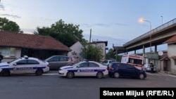 Vozila Policije i Hitne pomoći u blizini mesta sudara kod Pančevačkog mosta u Beogradu, 17. maj 2024. 