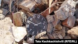 Разрушенный дом в селе Нергеети, 7 февраля