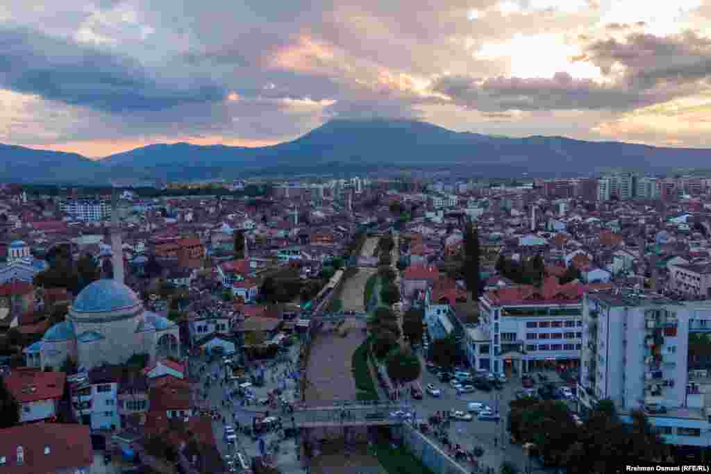  Sipas të dhënave të institutit për Hulumtime të Avancuara GAP, për dhjetë ditët e ardhme do të ketë një qarkullim prej rreth 5 milionë eurosh. 