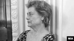 Искра Чоловиќ