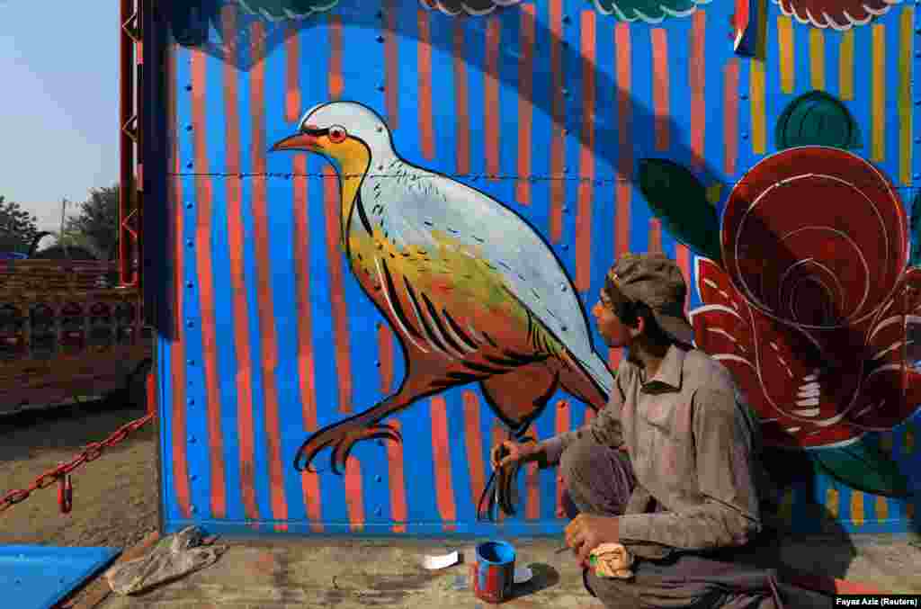 With fewer paintings focused on political messaging, artists such as 19-year-old Hazrat Hussain are creating other works to earn a living,&nbsp;such as this one of a bird.&nbsp;