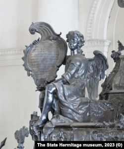 A detail of the Nevsky shrine in its current home in the Hermitage. The angel's scroll lauds Nevsky as a warrior who, through his military prowess, "tamed barbarism in the East and dethroned envy in the West."