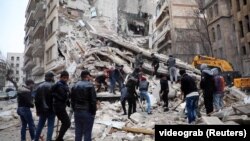 یک ساختمان فروریخته در شهر قهرمان مرعش ترکیه