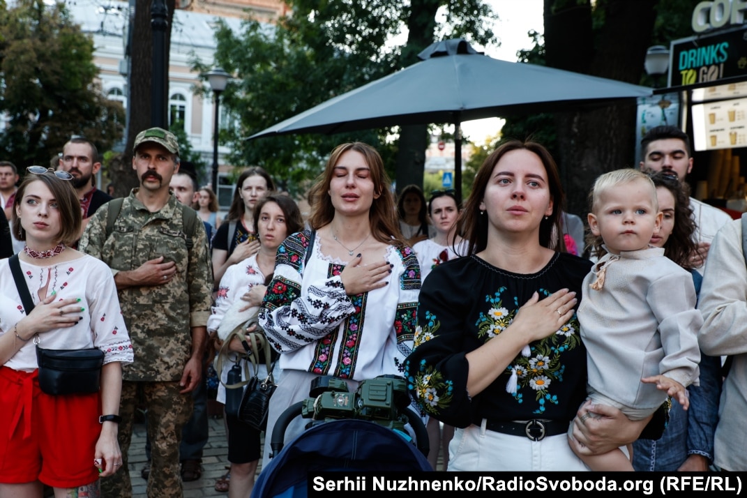 Ukrainians Honor Fallen Founder Of Vyshyvanka March Dedicated To