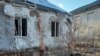 Російські військові атакували передмістя Херсона, постраждала жінка – влада