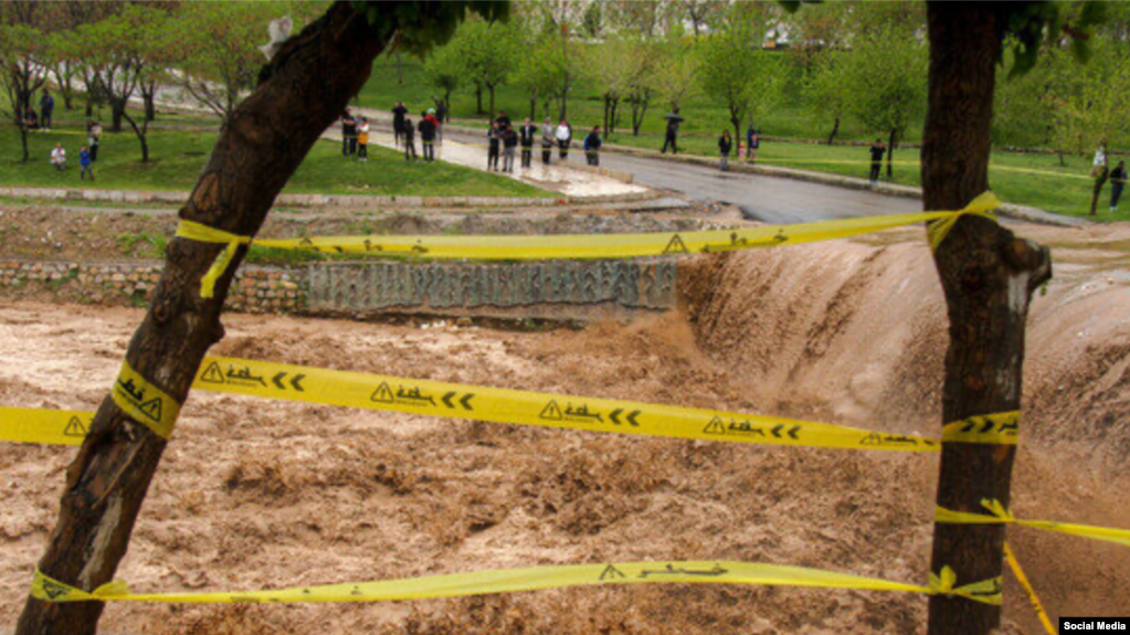 تصویری از سیلاب سال گذشته 