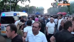 Со шок бомби против анти-владините демонстранти во Ереван