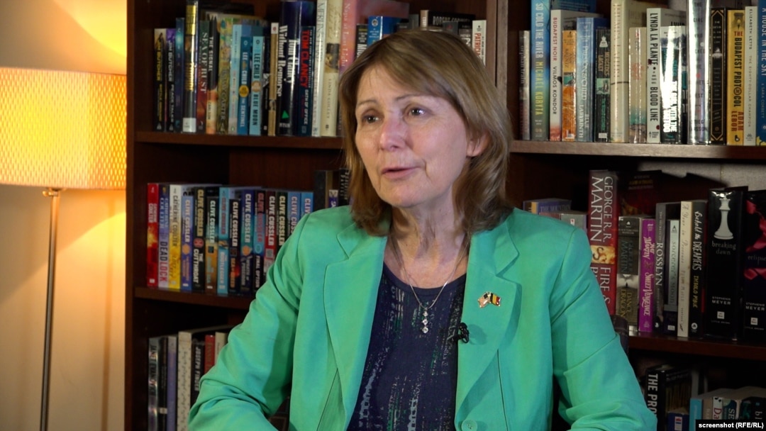 Kathleen Kavalec, ambasadorul SUA în România, atrage atenția asupra pericolului ca Rusia să influențeze alegerile din România.