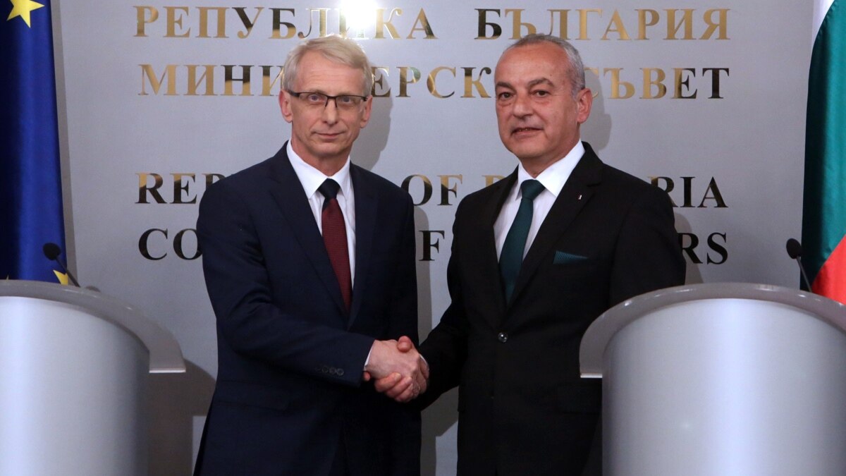 Служебният премиер Гълъб Донев уволни заместник-министрите от кабинета си със