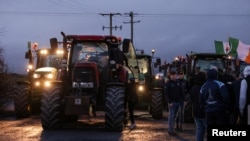 Після тривалих переговорів та днів протестів уряд має запровадити схему підтримки для перевізників, фермерів та сільськогосподарських підрядників. Фото ілюстративне 