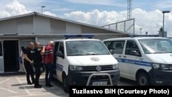 Njemačke vlasti izručuju Milivoja Todorovića vlastima Bosne i Hercegovine na aerodromu u Sarajevu, 9. juni 2023.