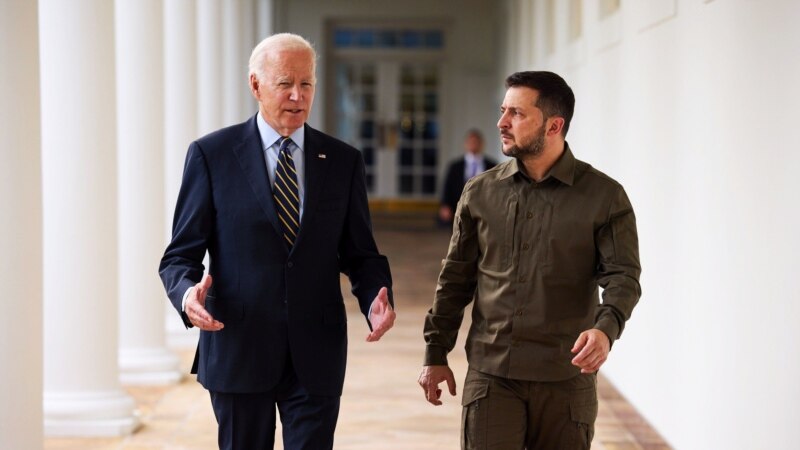 Joe Biden îl invită pe Volodimir Zelenski la Washington
