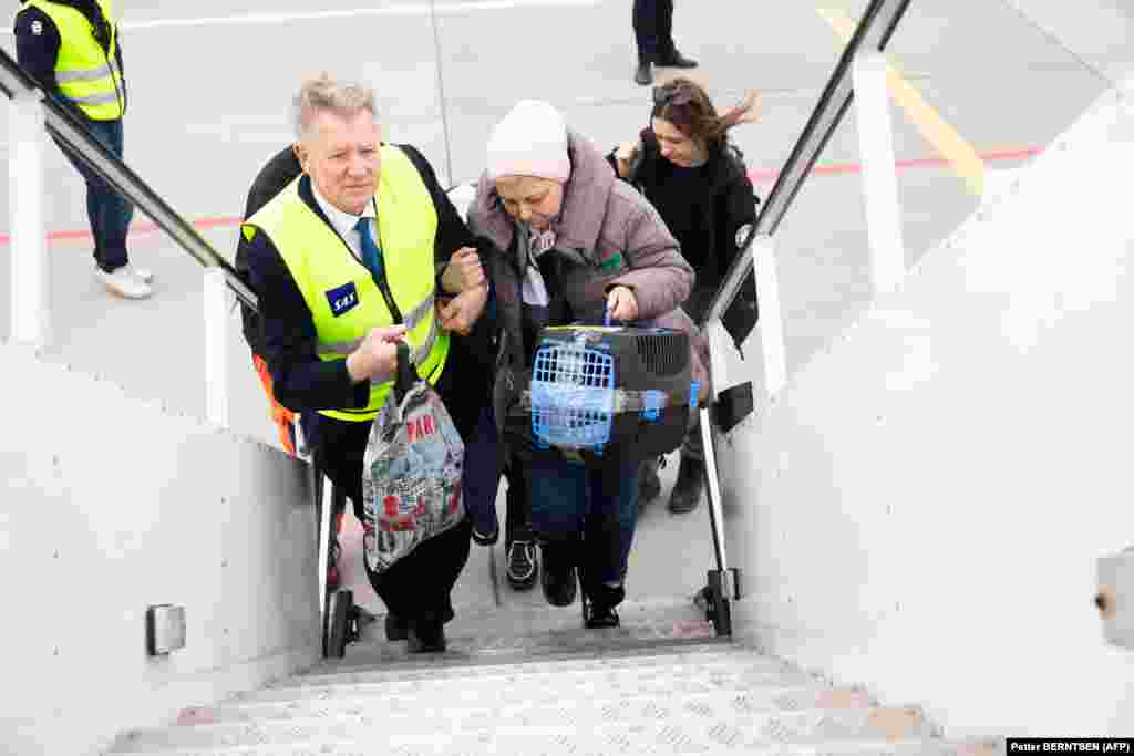 Familjarët e ushtarëve të plagosur ukrainas gjithashtu mund t&#39;i shoqërojnë ata në fluturimet e Medevac-it.