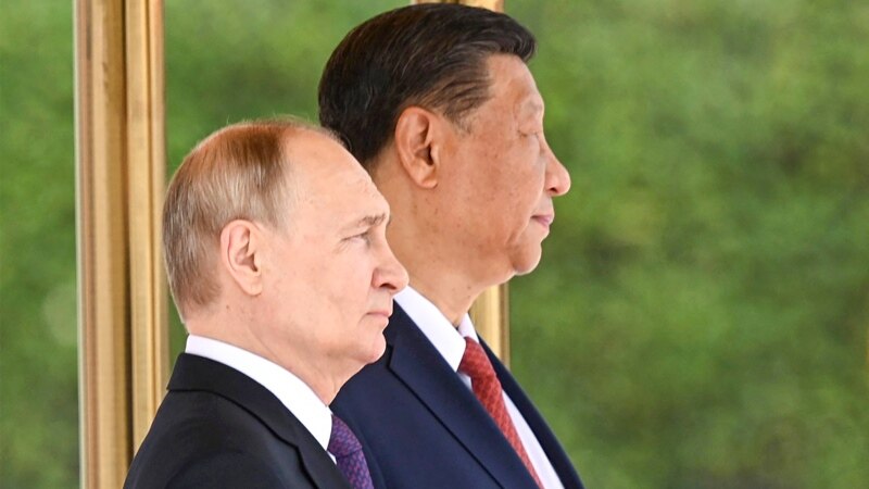 Путин и Си ги фалат односите како „стабилизирачка“ сила на меѓународната сцена