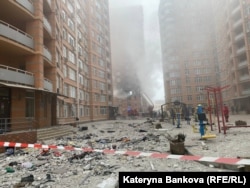 Наслідки російської атаки з повітря на житлову забудову Одеси. Україна, 29 грудня 2023 року