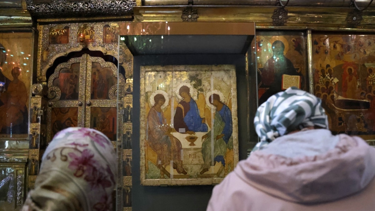 Rublev’s “Trinity” was officially handed over to the Russian Orthodox Church