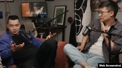 Джулия Эннмен порно видео