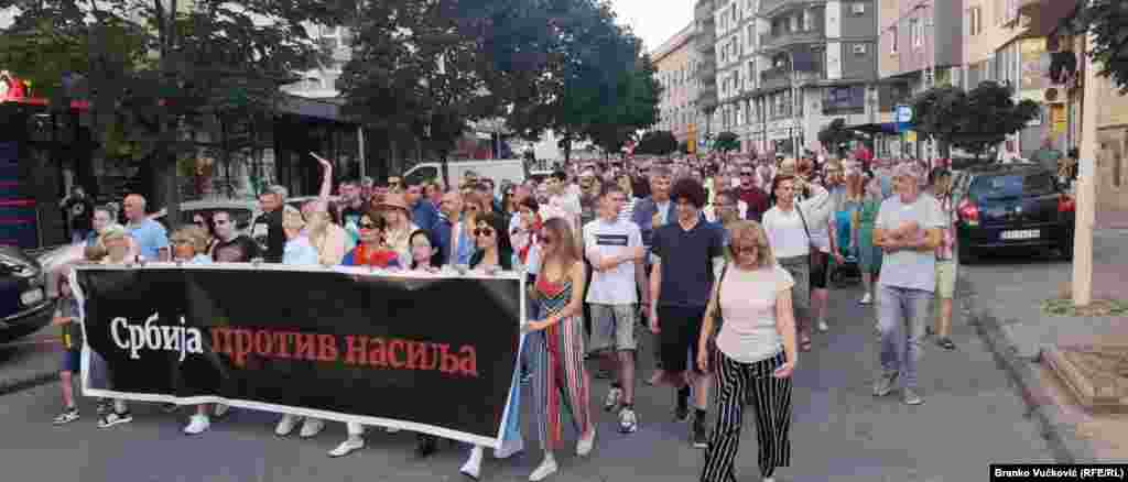 Protestna šetnja u Kragujevcu, u centralnom delu Srbije, 8. jul 2023.