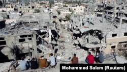 Hödürlenýän ylalaşyk ähli zamunlaryň azat edilmegini, munuň öwezine hem söweş hereketleriniň togtadylmagyny we zerur bolan gumanitar hemaýatyň Gaza aşyrylmagyny göz öňünde tutýar.