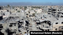 بخش های وسیعی از شهر غزه در نتیجه ادامه جنگ به ویرانه مبدل شده است. 