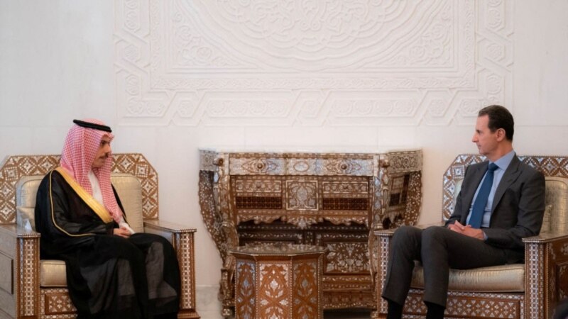 وزیر خارجه سوریه: اسد در نشست اتحادیه عرب حضور می‌یابد