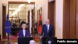 Shefja e BE-së Ursula von der Leyen me kryeministrin e Shqipërisë, Edi Rama.