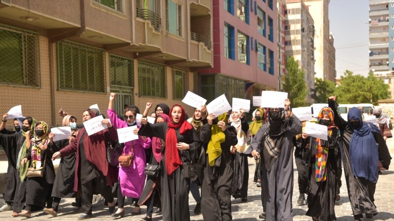 فعالان حقوق زن: ۲۰۲۳ سال دشوار و پرچالش برای فعالان حقوق بشر و مدنی در افغانستان بود