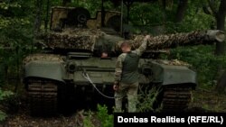 Трофейний російський танк T-72B3 на службі у ЗСУ. Донецький напрямок. Вересень 2023