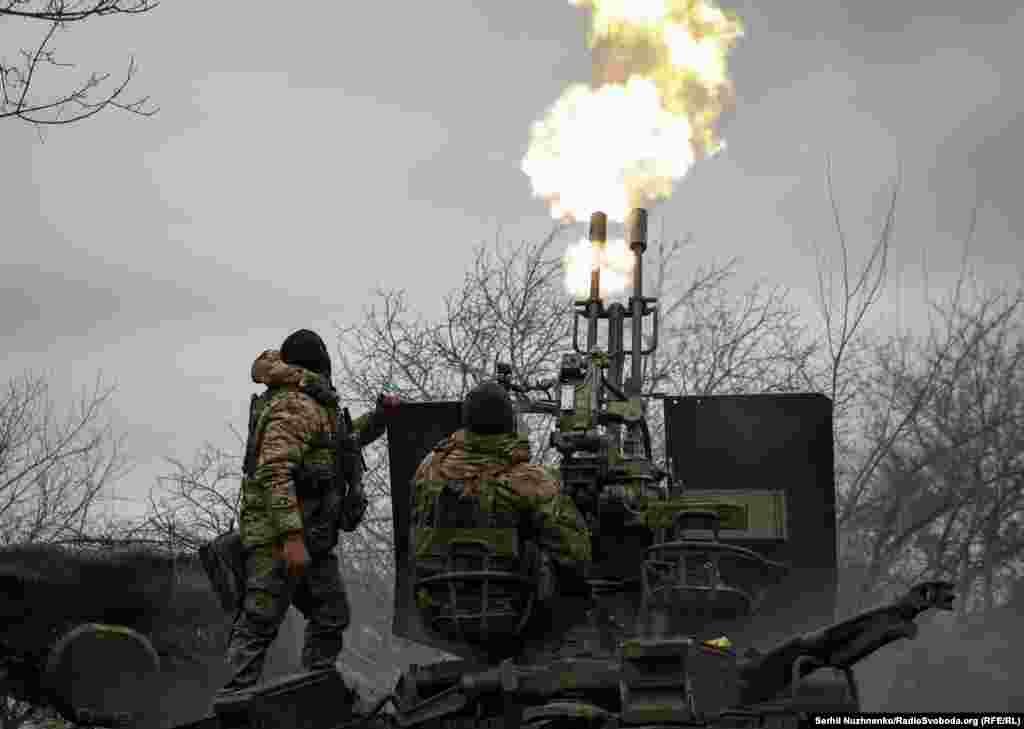 An antiaircraft gun fires onto Russian positions. &nbsp;