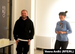 "Nadam se da kultura doprinosi pomirenju", rekao je Bejtullahu na otvaranju svoje izložbe u Beogradu