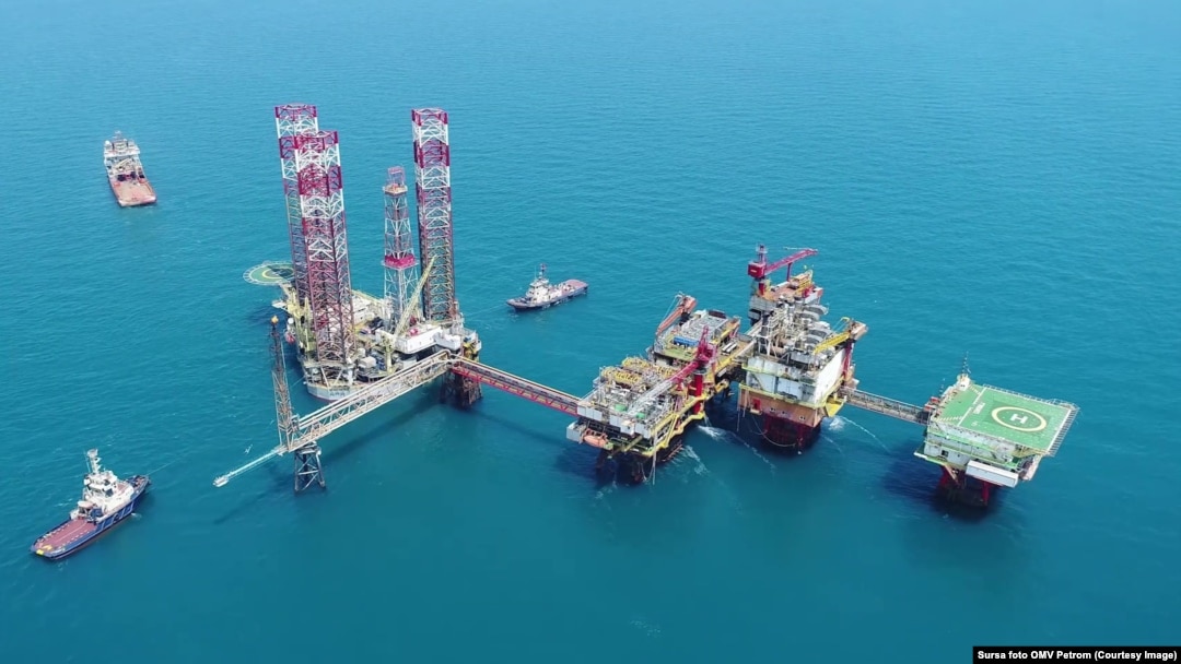 La începutul lunii august, OMV Petrom a semnat contractul pentru lucrările de proiectare, instalare și punere în funcțiune a platformei maritime Neptun Deep.