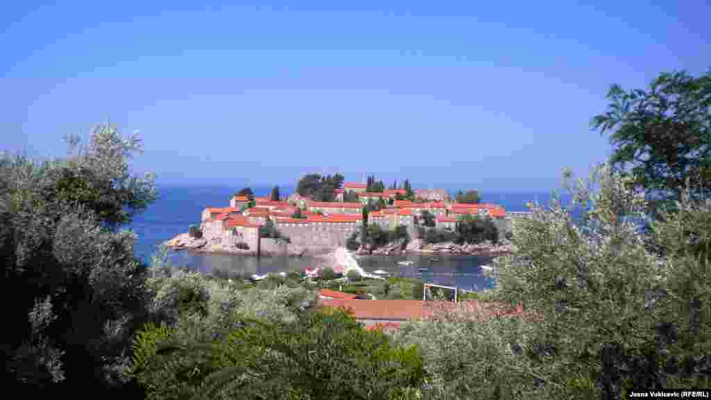 Pogled na Sveti Stefan, Budva, Crna Gora