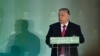 Orbán Viktor miniszterelnök beszédet mond a Magyar Kereskedelmi és Iparkamara évnyitó gazdaságpolitikai fórumán Budapesten 2023. március 9-én