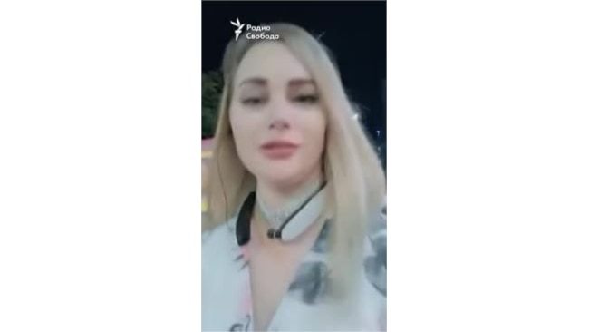 Видео Александры Ващук, снятое около входа на военную базу США под Сеулом