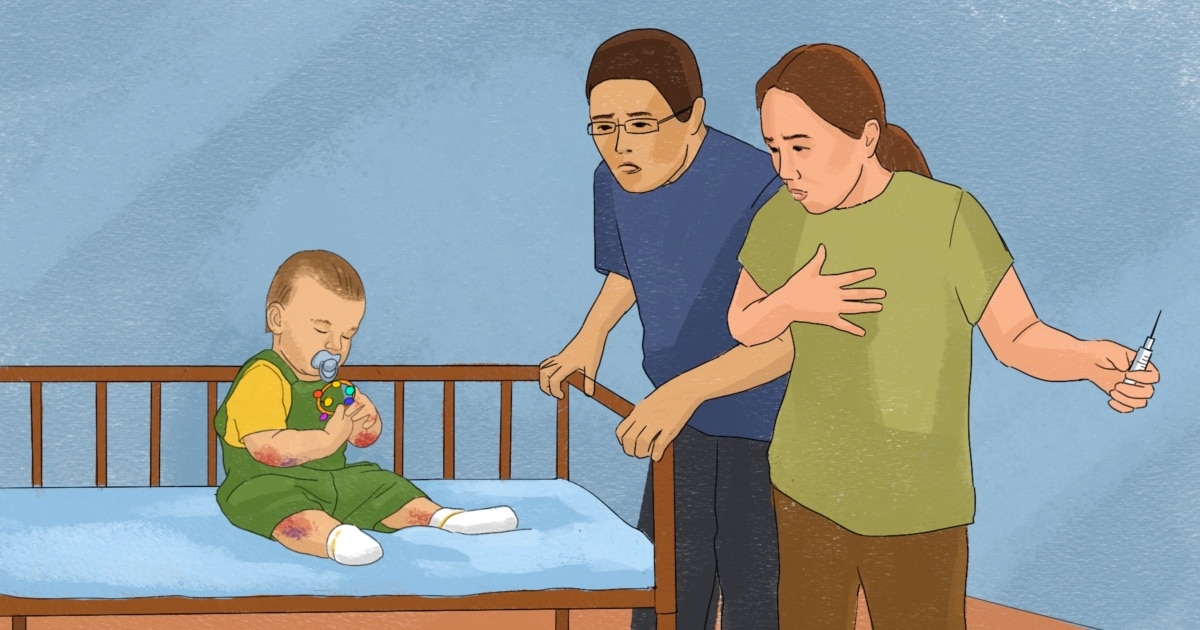 Камера алдында күлімсіреп киінген ретро порно