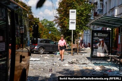Массаж кезінде қосылды. Онлайн порно көру. Колготкидегі бөкселер бейне