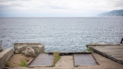 Кругобайкальская железная дорога, конечная станция в поселке Порт Байкал