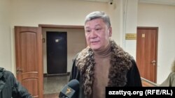 Кандидат в депутаты мажилиса Арман Шораев в зале суда. 6 марта 2023 года