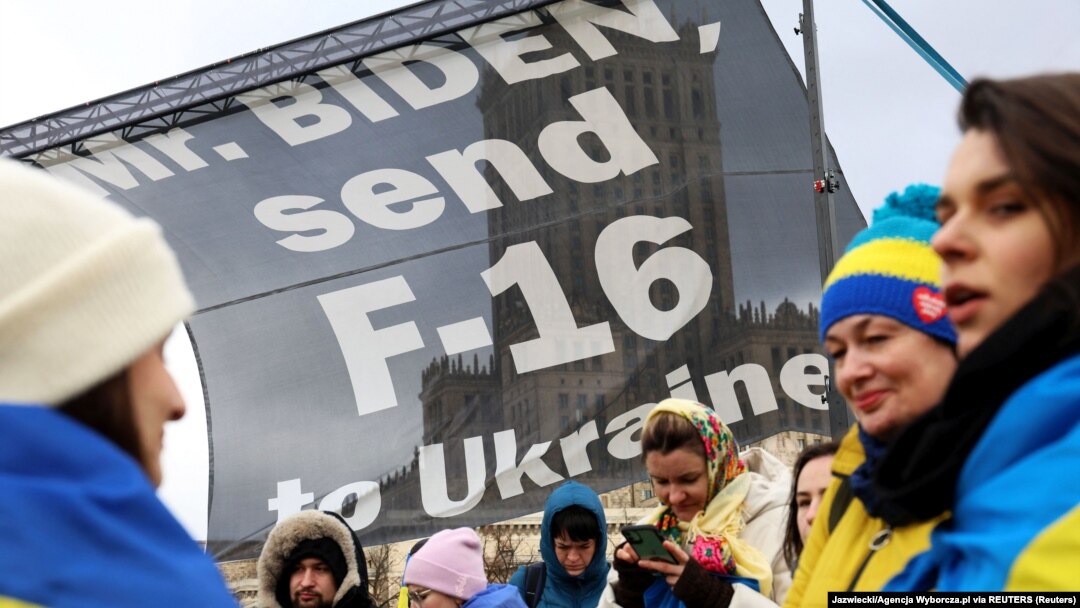 Участники акции в поддержку Украины. Фотоархив, Польша, 2023